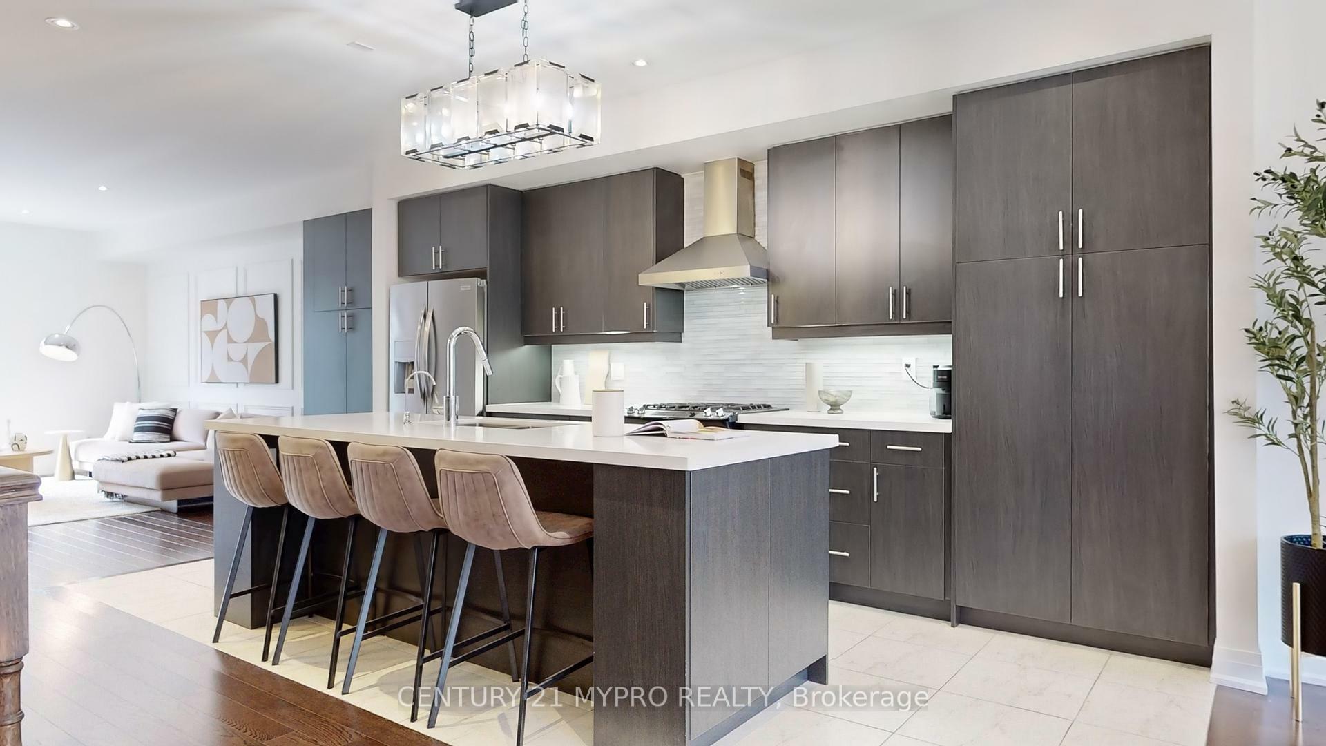 Property Photo: 21 McGurran Lane ON L4B 0G8