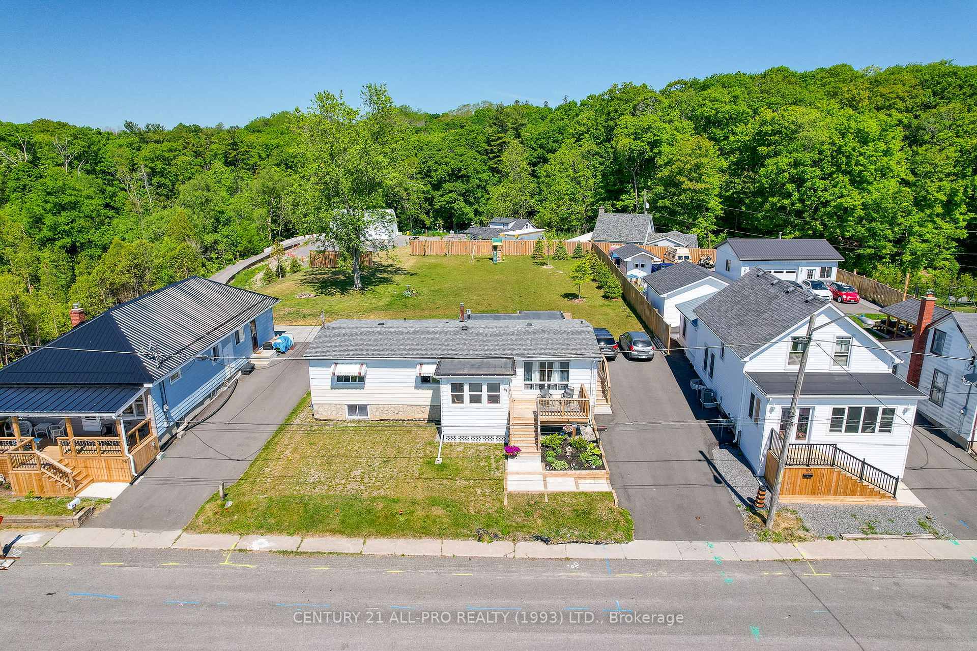64 Alexander Street  Port Hope ON L1A 1B3 photo