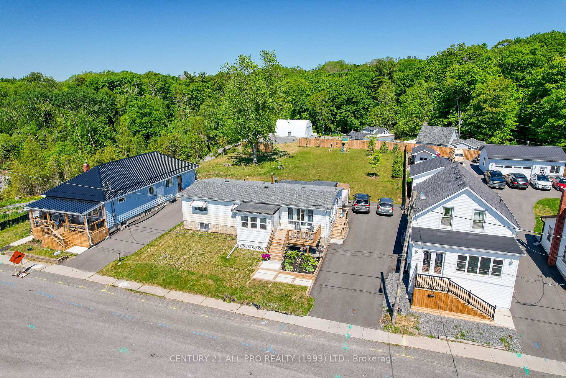Property Photo: 64 Alexander Street ON L1A 1B3
