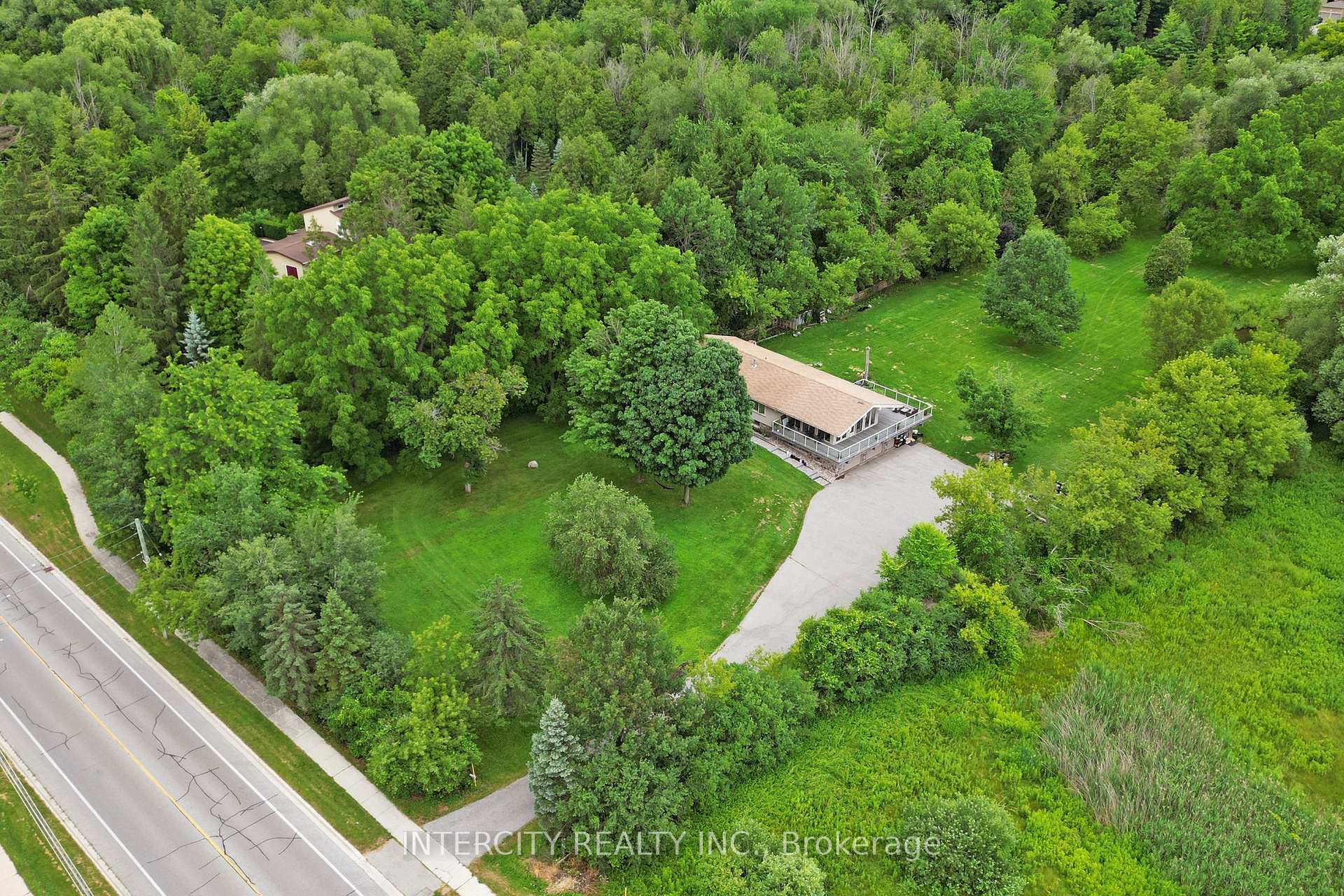 Photo de la propriété:  3505 Cochrane Street  ON L1R 2P2 