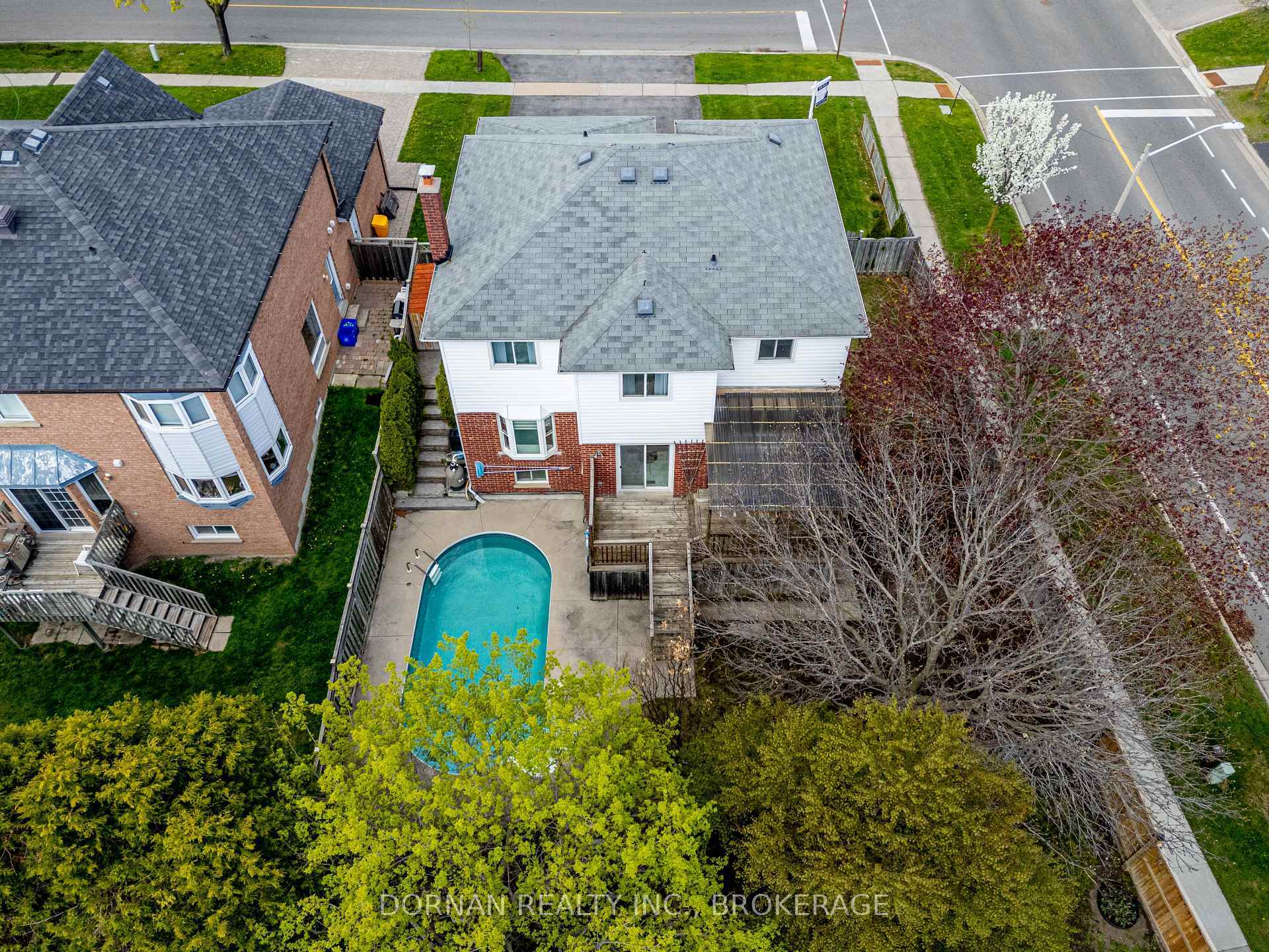 Property Photo:  885 Corbetts Road  ON L1K 2E1 