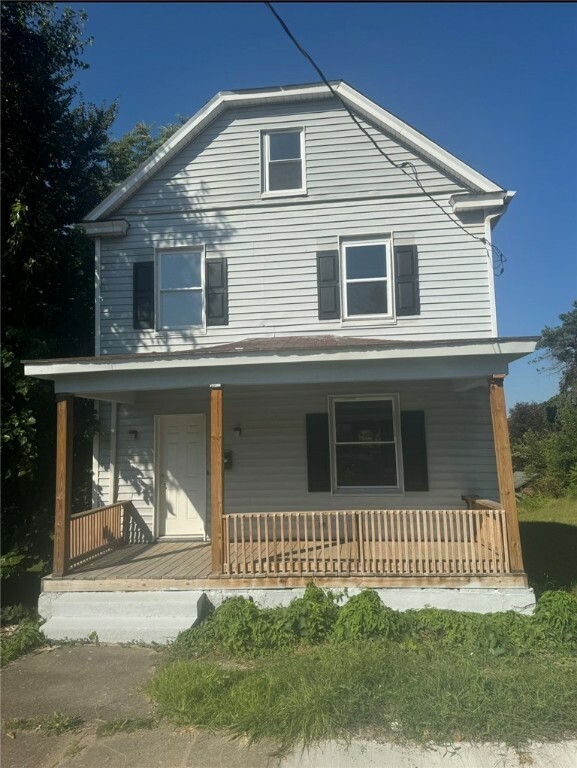 Property Photo: 1903 Leishman Ave PA 15068