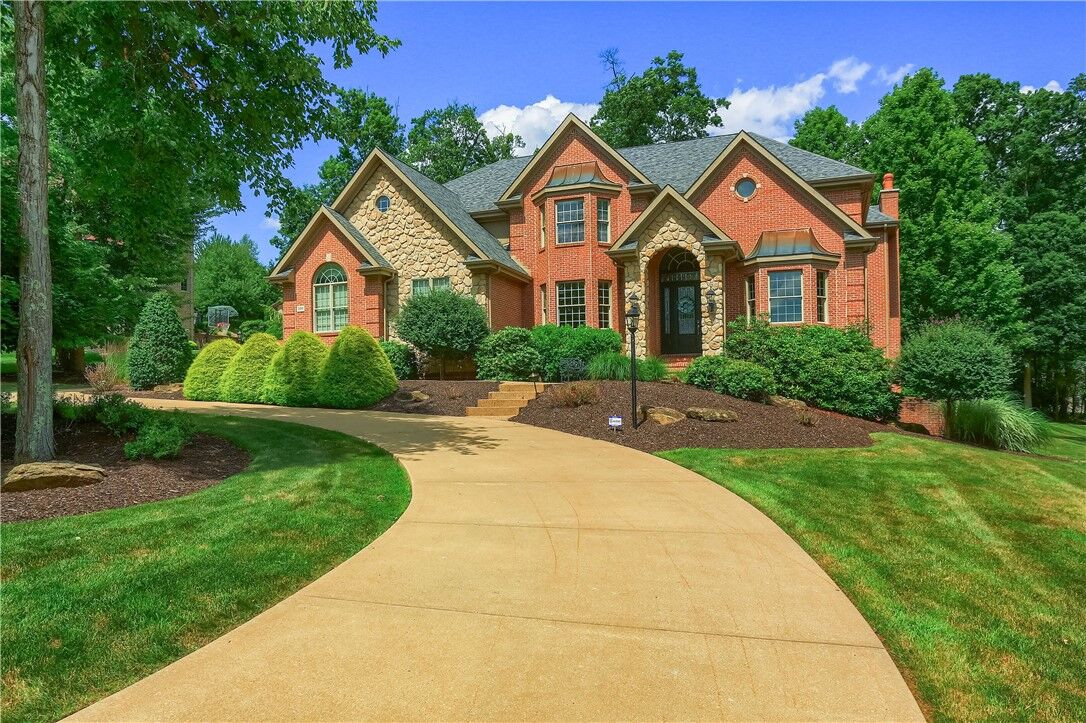 Property Photo: 100 Mirage Drive PA 16066