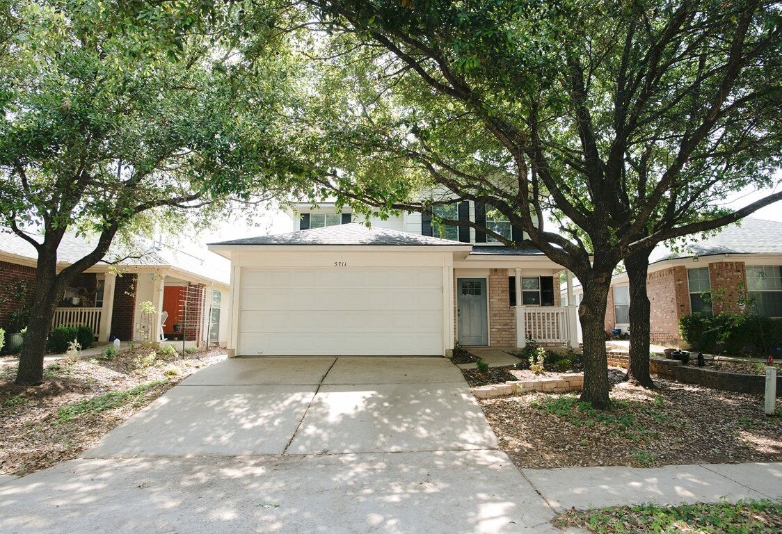 Property Photo:  5711 Steven Creek Way  TX 78721 