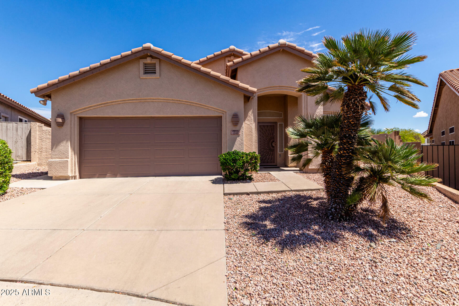 Property Photo: 1245 E Emile Zola Avenue AZ 85022