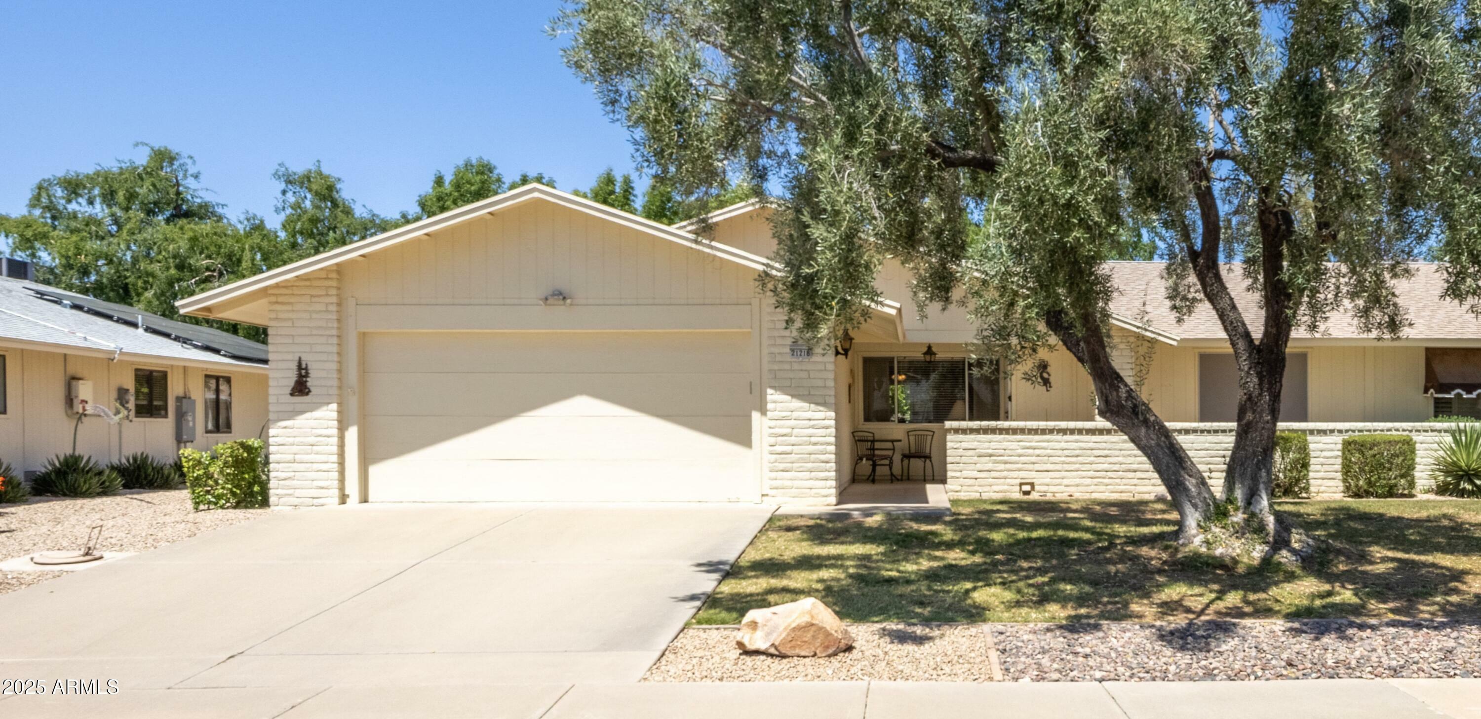 Property Photo: 21218 N Aurora Drive AZ 85375