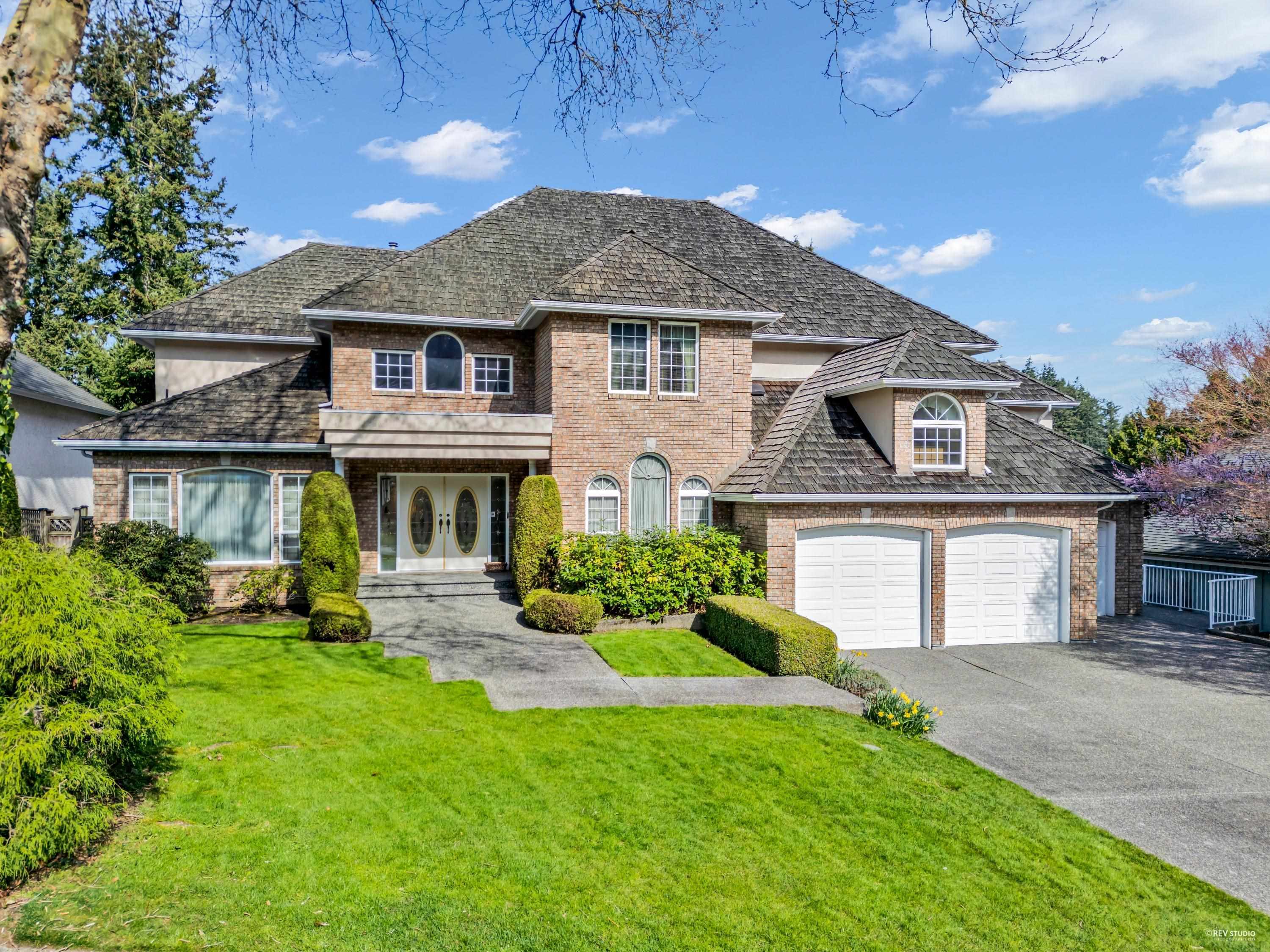 Property Photo: 14519 29A Avenue BC V4P 1P7