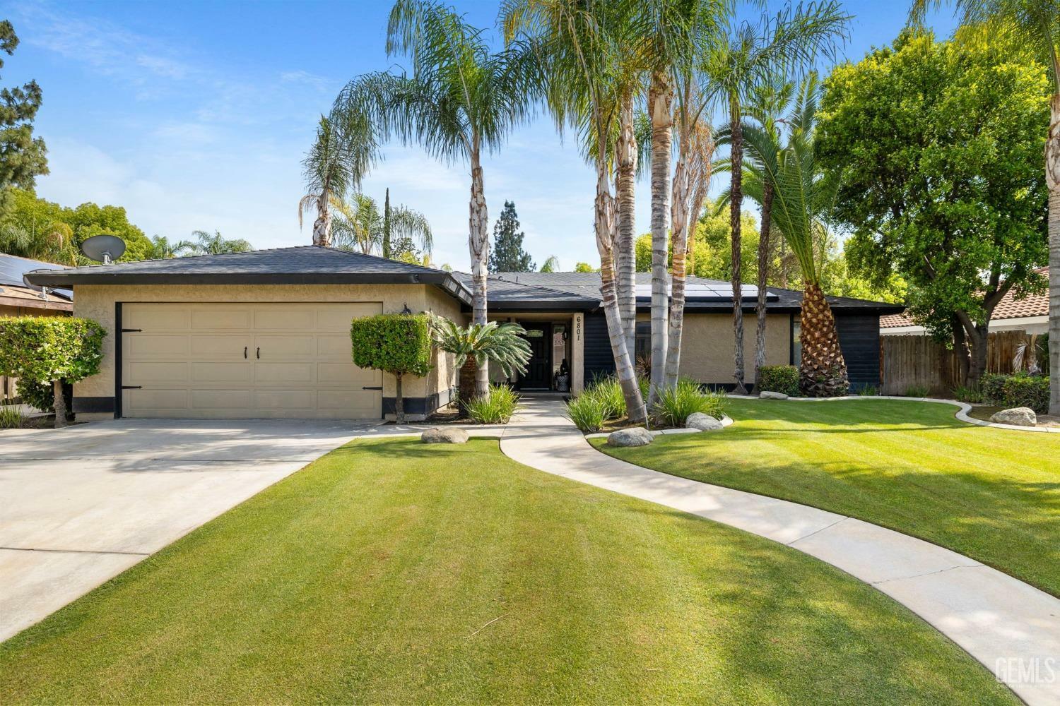 Property Photo: 6801 Inwood Drive CA 93309