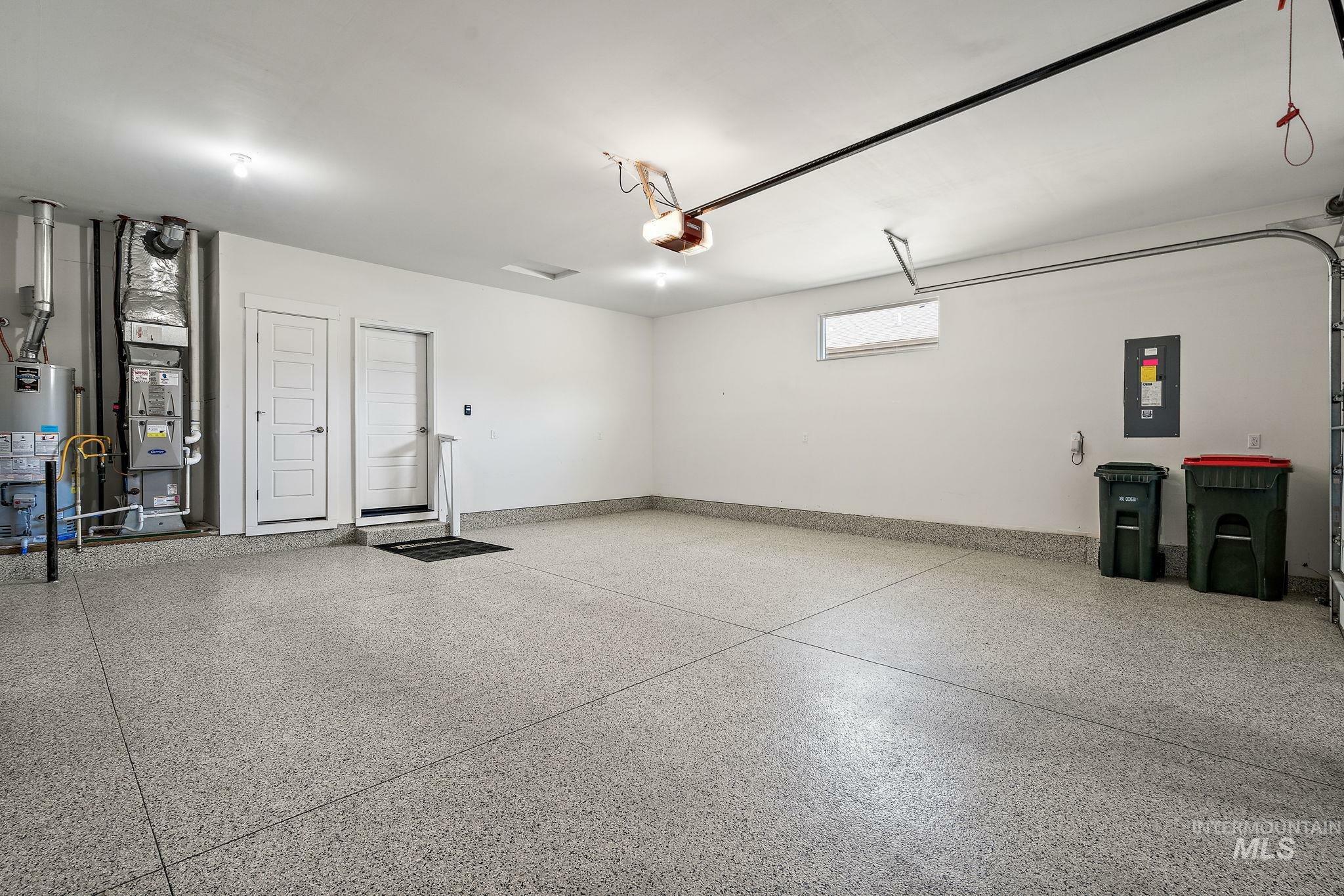 Property Photo: 1457 Summerheights ID 83646