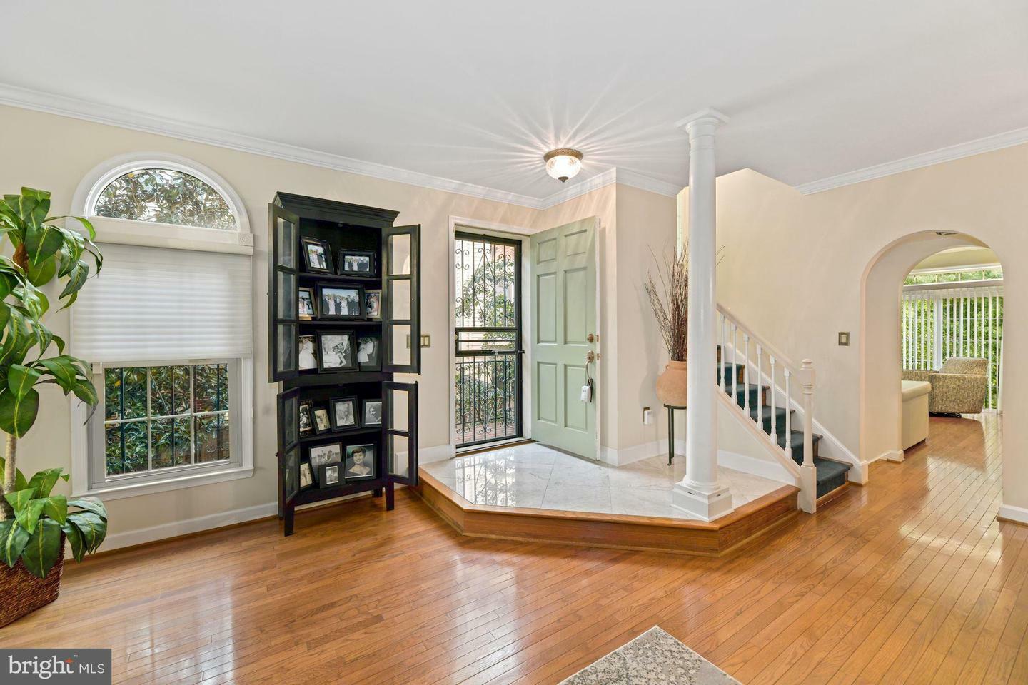 Property Photo: 3900 Charles Avenue VA 22305