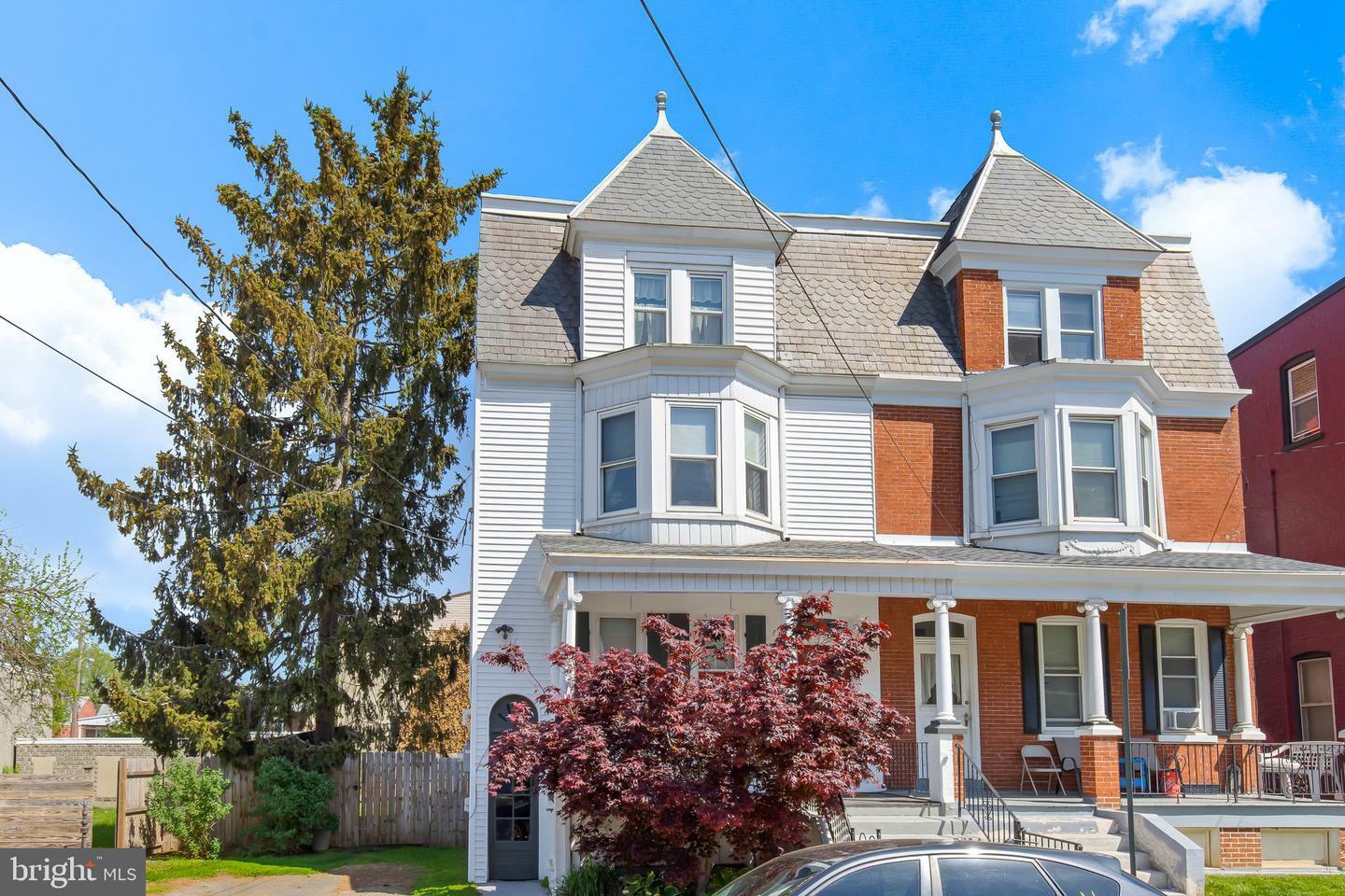 Property Photo: 337 E New Street PA 17602