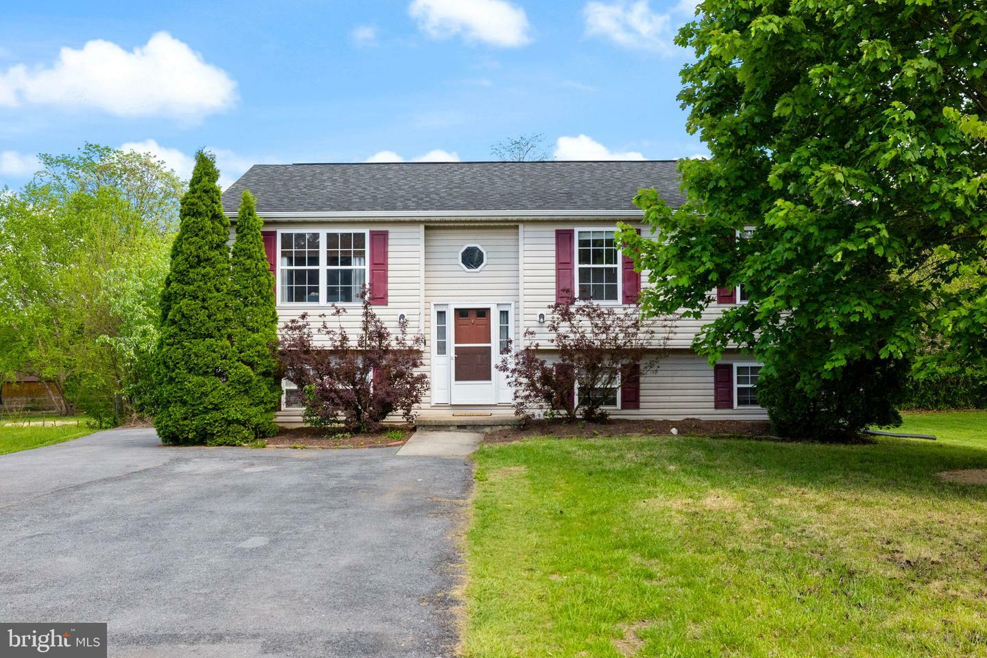 Property Photo: 112 Arbutus Lane WV 25405
