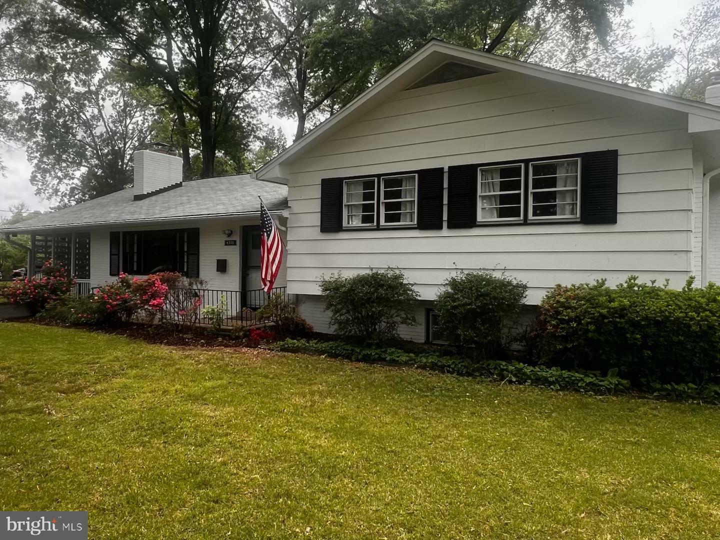 Property Photo: 4300 Neptune Drive VA 22309