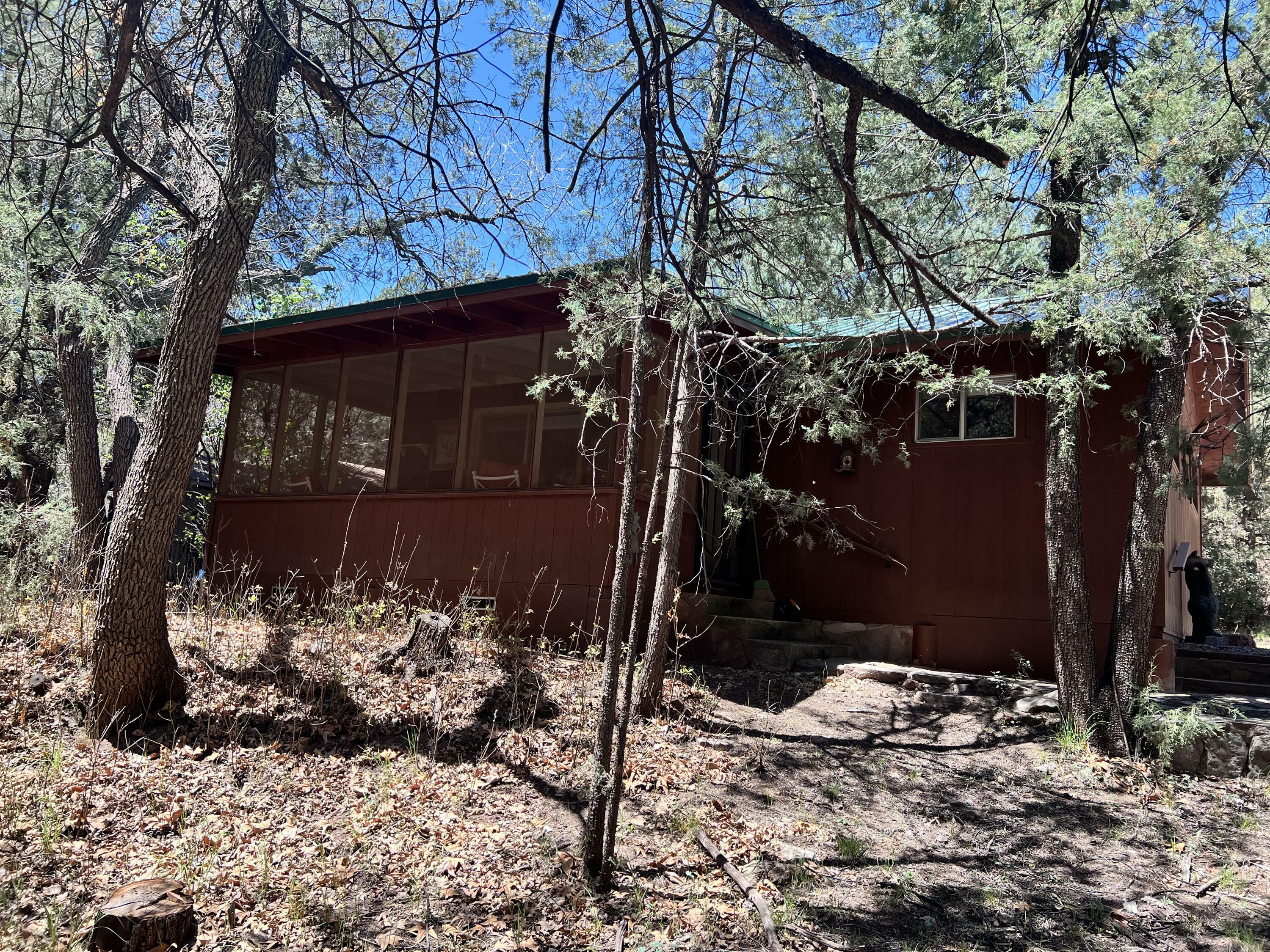 Property Photo: 887 W Munsee Drive AZ 85541