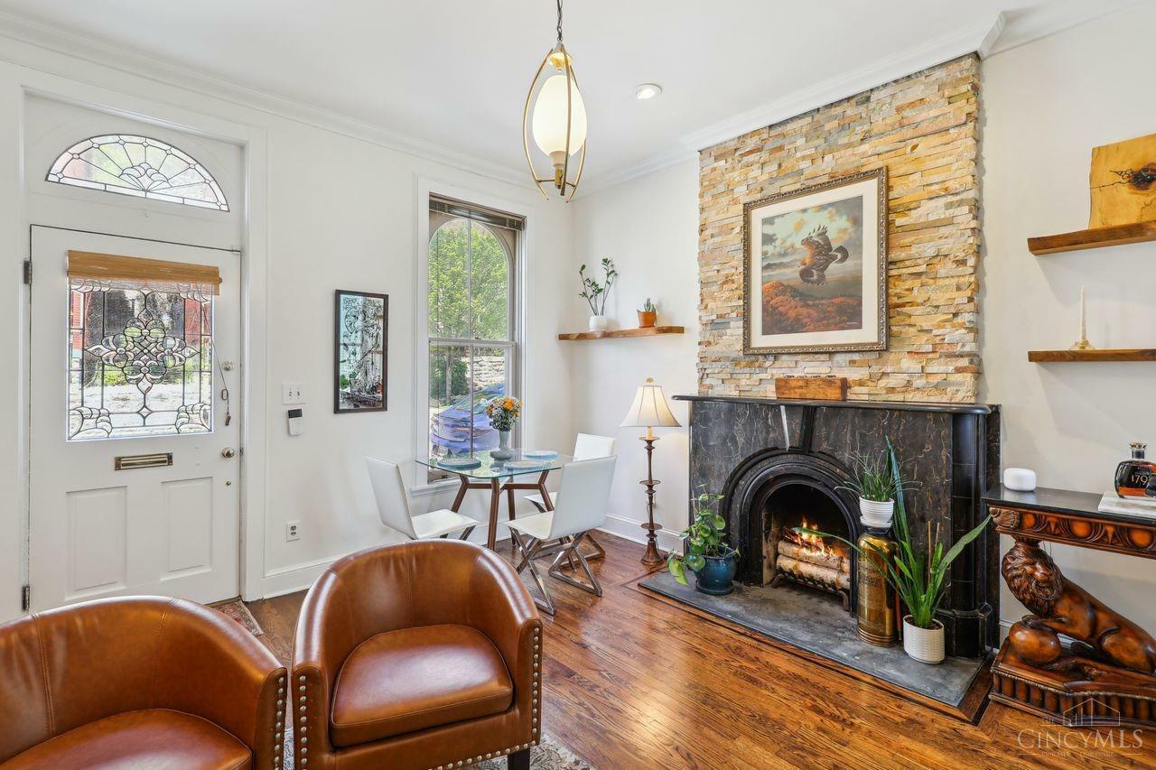 Property Photo: 453 Milton Street OH 45202