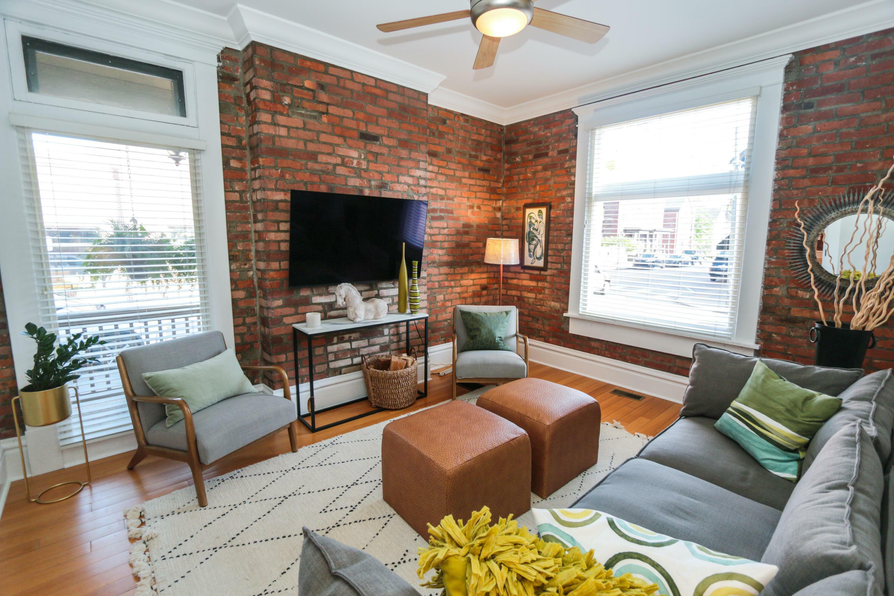 Property Photo: 200 Thurman Avenue OH 43206