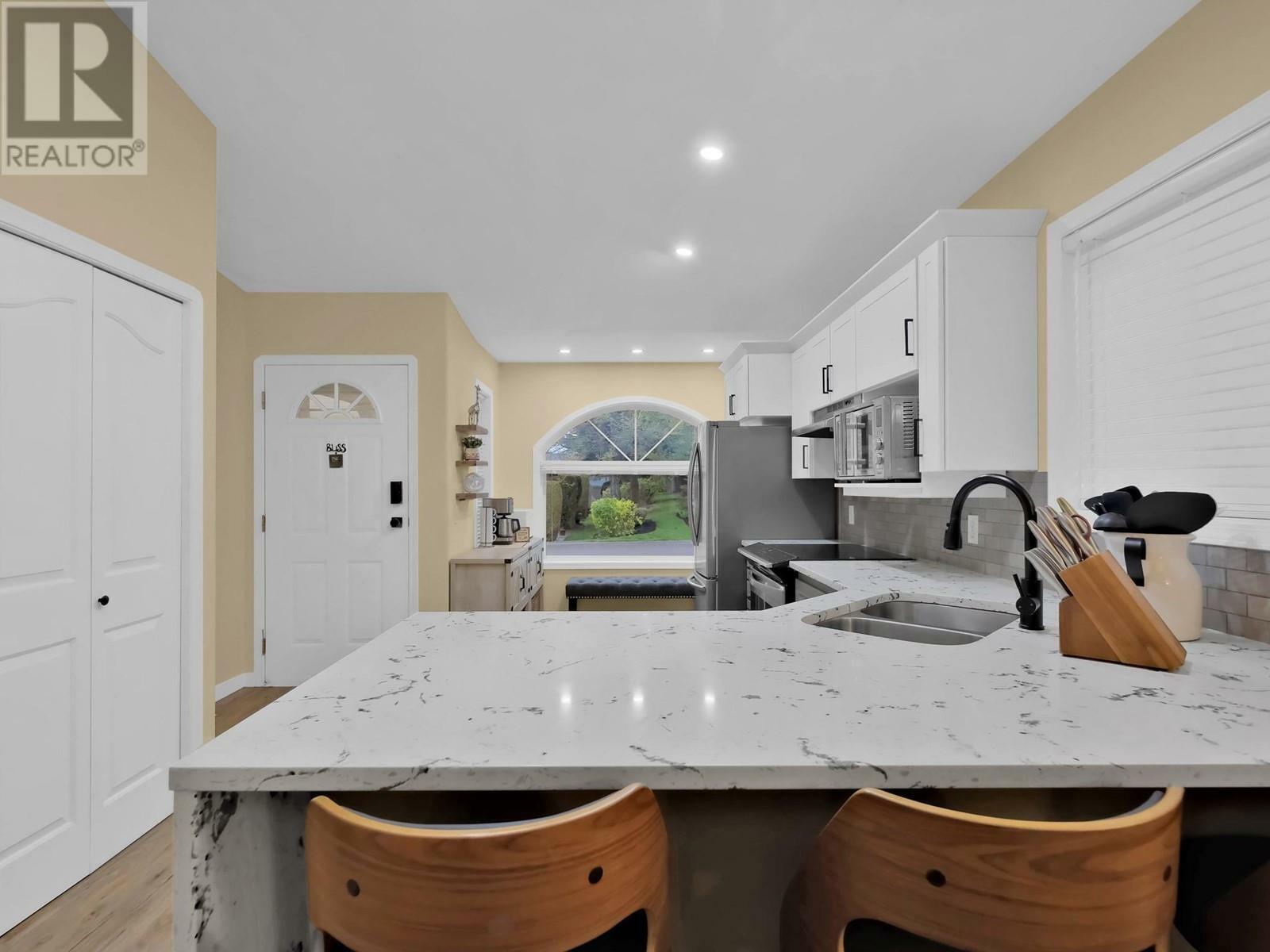 Property Photo: 2210 Louie Drive 26 BC V4T 2L3