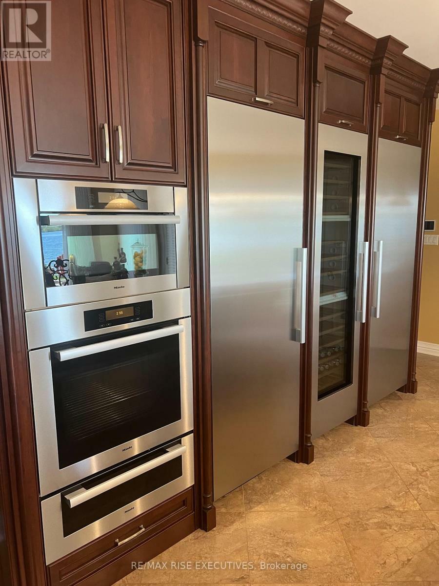 Property Photo: 16024 Lakeside Drive ON K0C 1P0