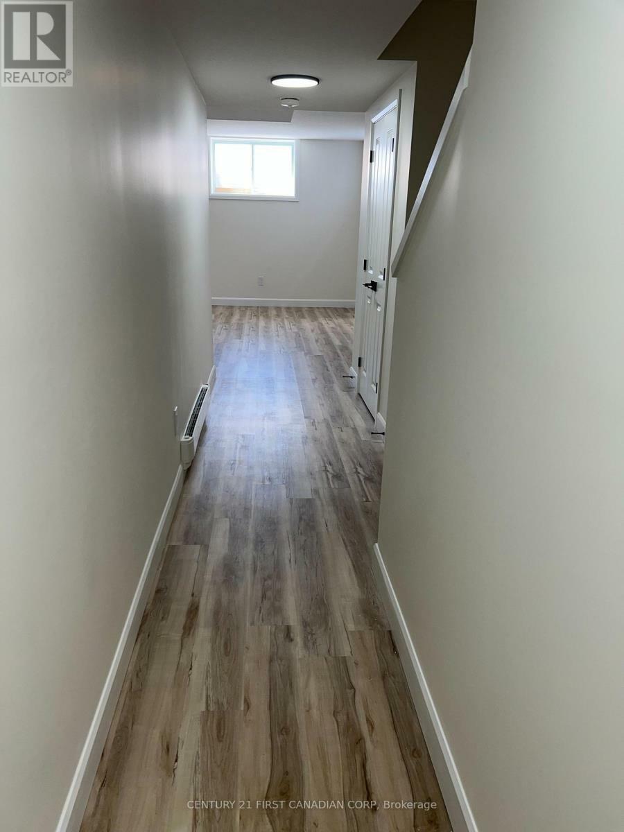 Photo de la propriété: 1147 Hobbs Drive Basement ON N6M 0M1