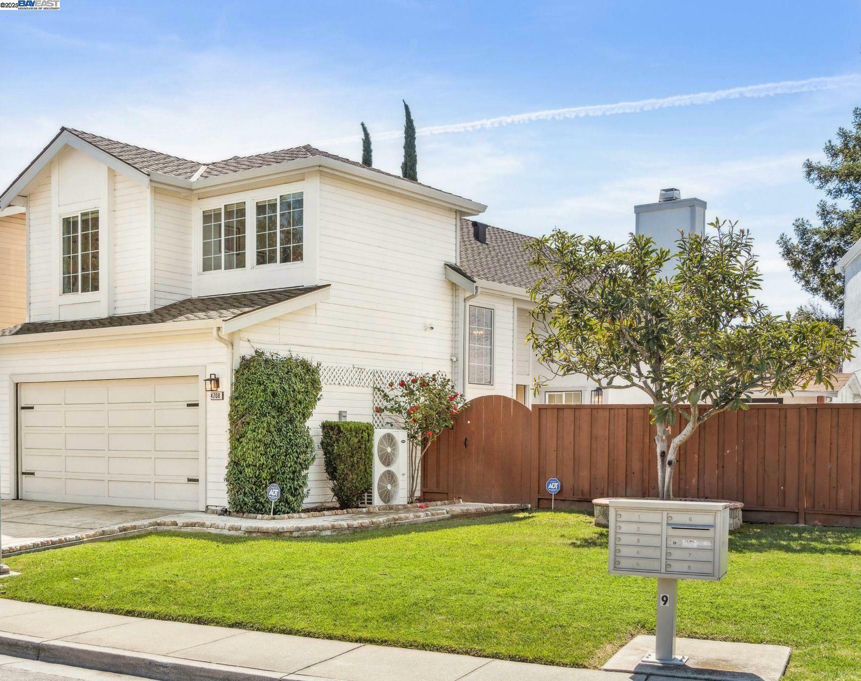 Property Photo: 4708 Creekwood Dr CA 94555