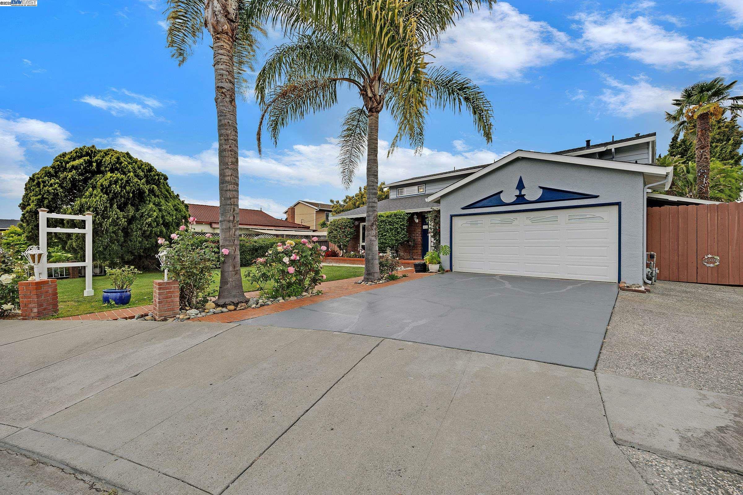 Property Photo: 4433 Cordova Pl CA 94536