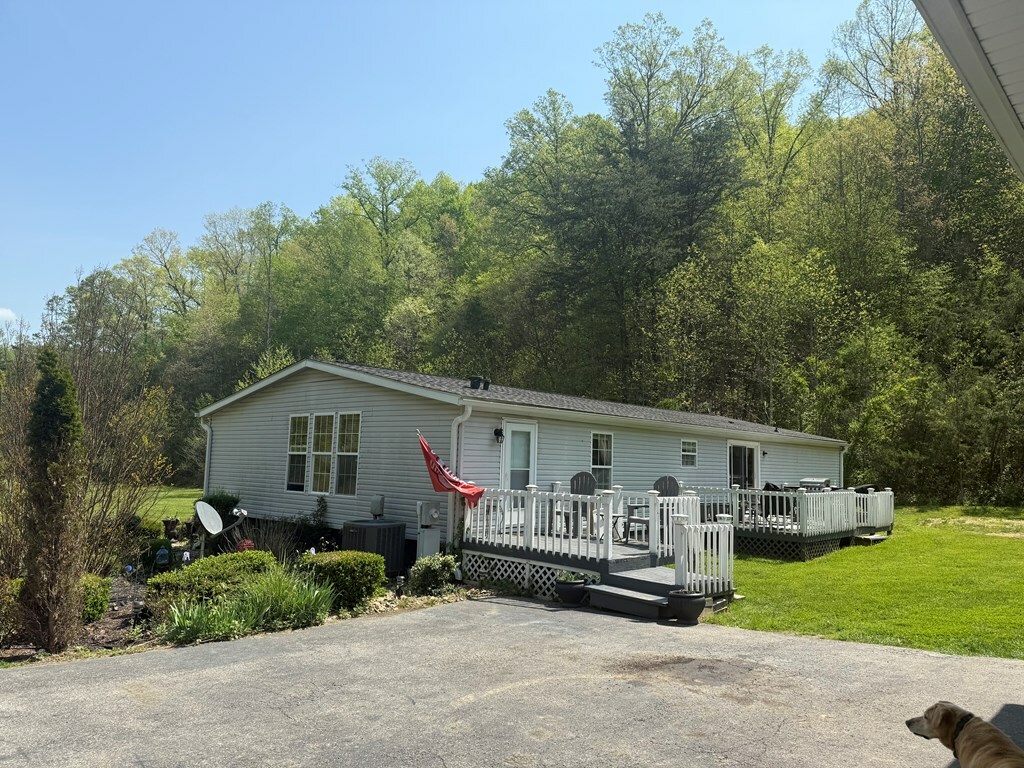 Property Photo: 431 Colvin Branch KY 41238