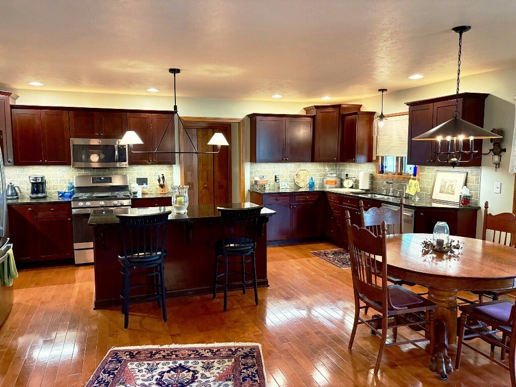 Property Photo: 5935 Shady Hollow Drive PA 16506