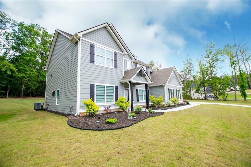 Property Photo: 445 Boulder Crest Trail GA 30180