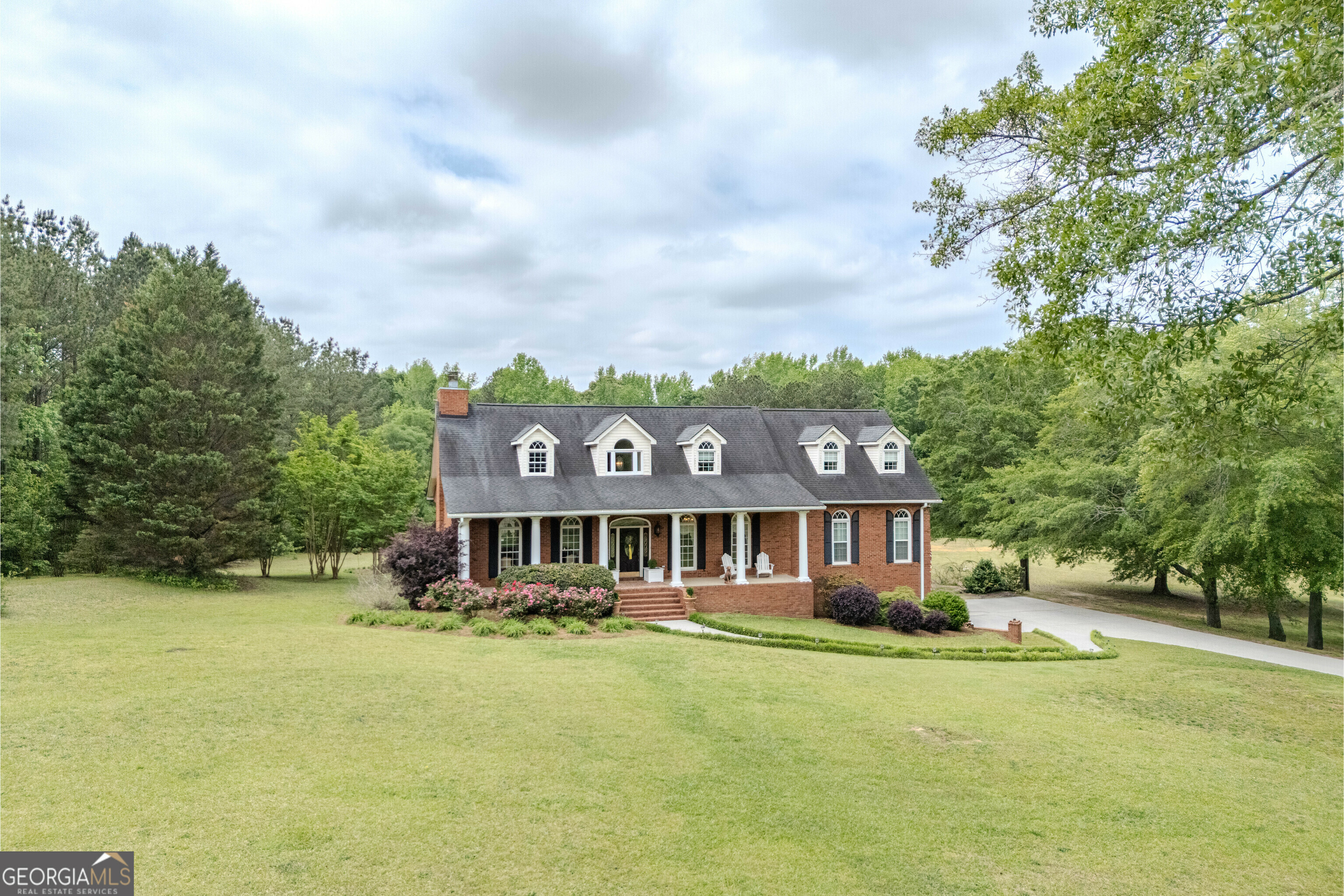 Property Photo: 7174 Rockmart Road SE GA 30173