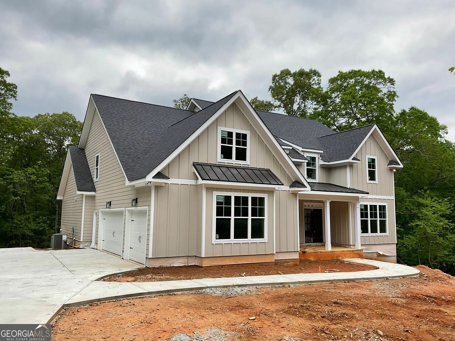 Property Photo: 6861 Ga Hwy 5 GA 30135