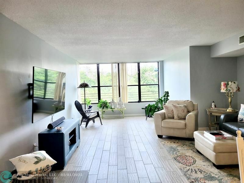 Property Photo: 2659 Carambola Cir 305 FL 33066