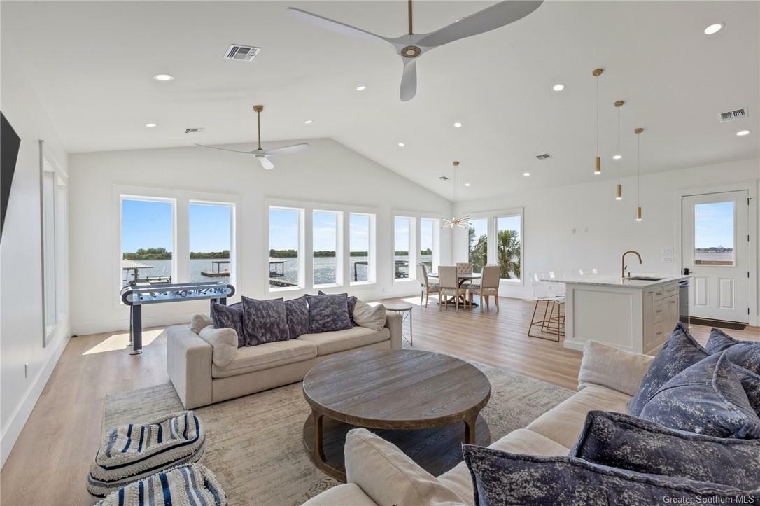 Property Photo: 555 Lake Breeze Road LA 70645