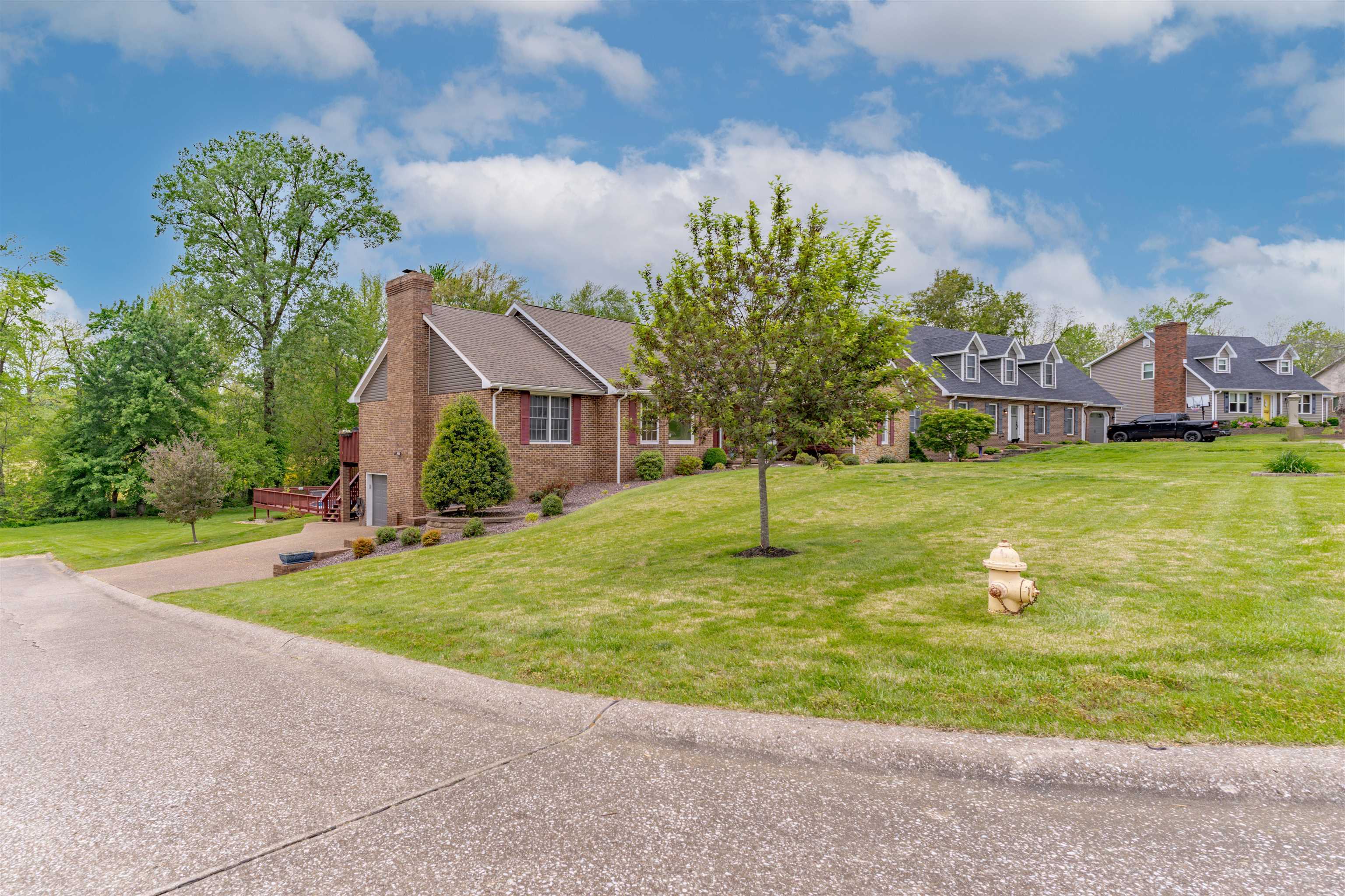 Property Photo: 4354 St Olaf Circle KY 42420