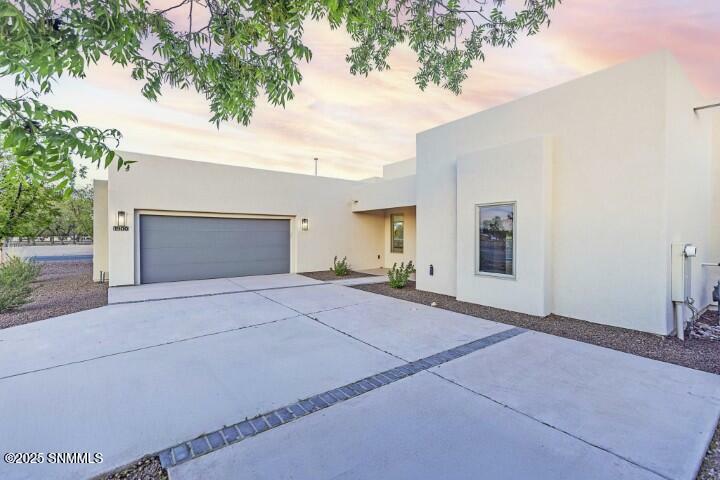 Property Photo:  1900 Calle Pacana  NM 88046 