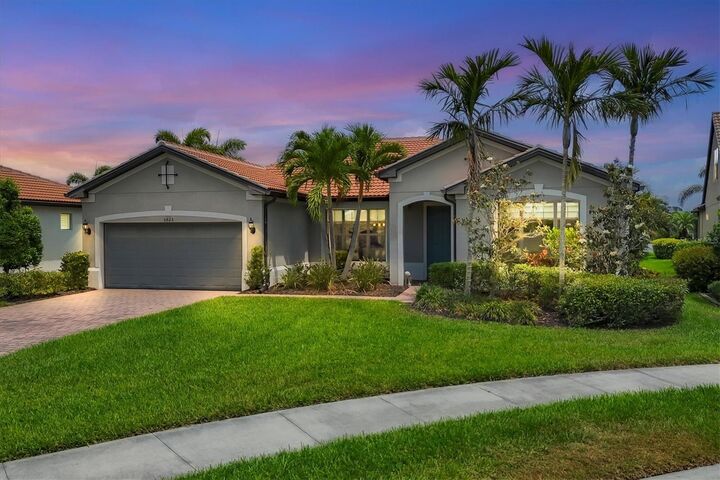 5923 Snowy Egret Drive  Sarasota FL 34238 photo