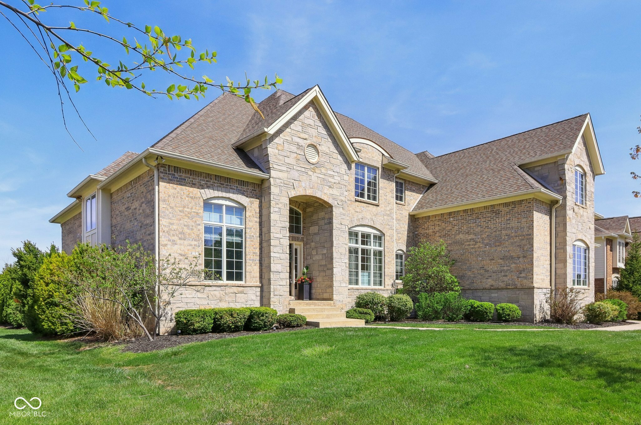 Property Photo: 3384 Homestretch Drive IN 46032
