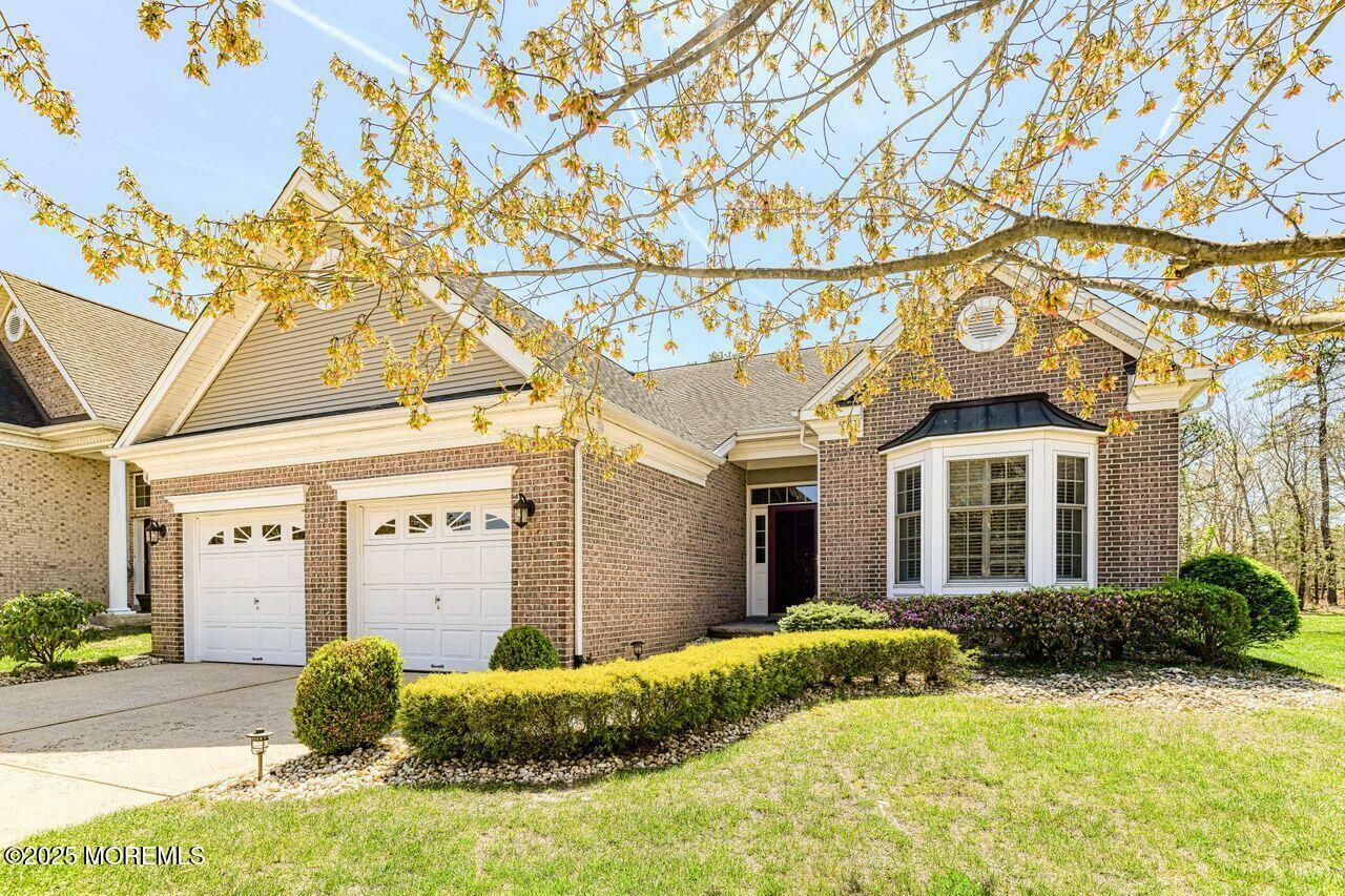 Property Photo:  23 Muirfield Road  NJ 08527 