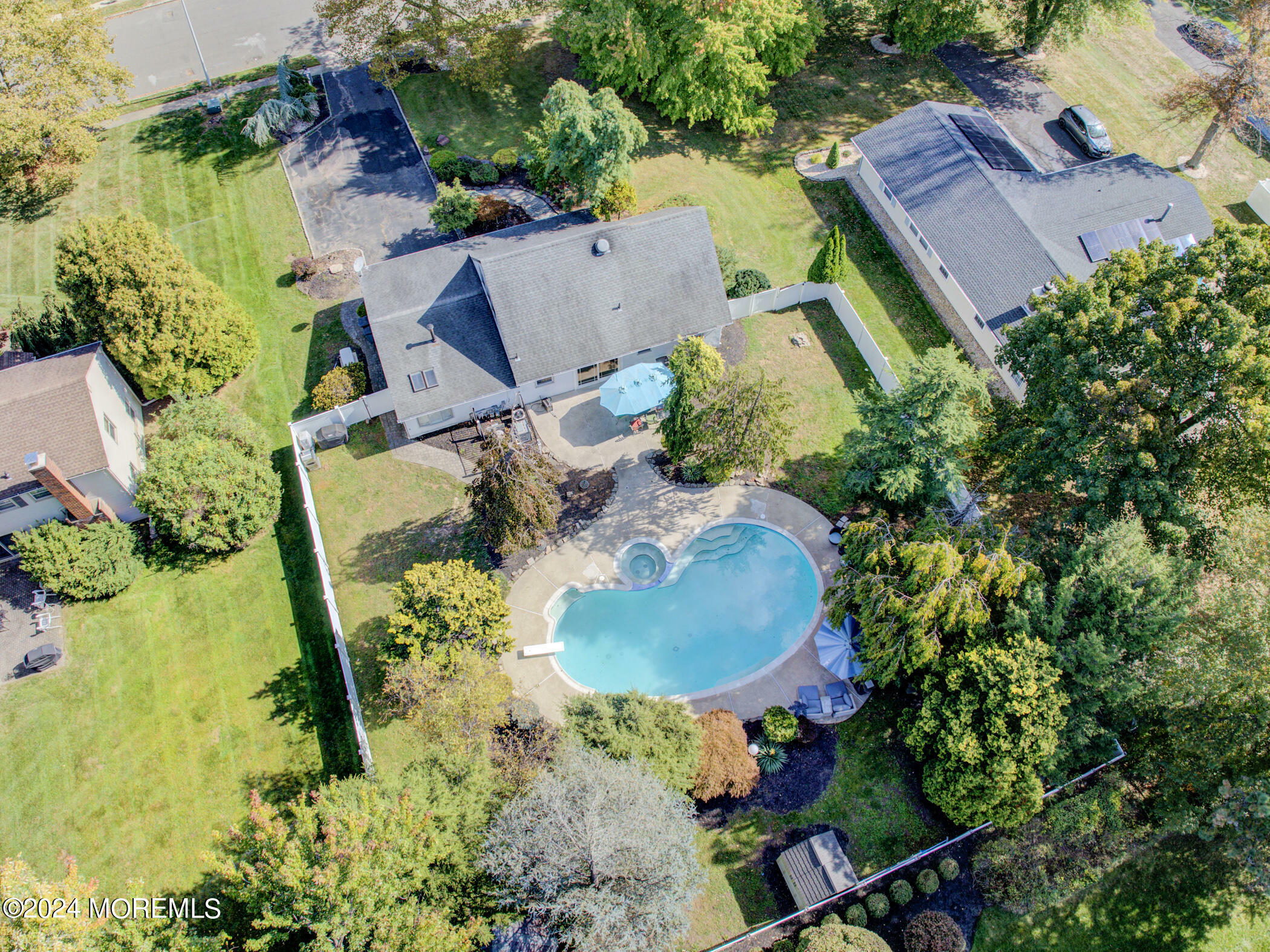 67 Maxwell Lane  Manalapan NJ 07726 photo