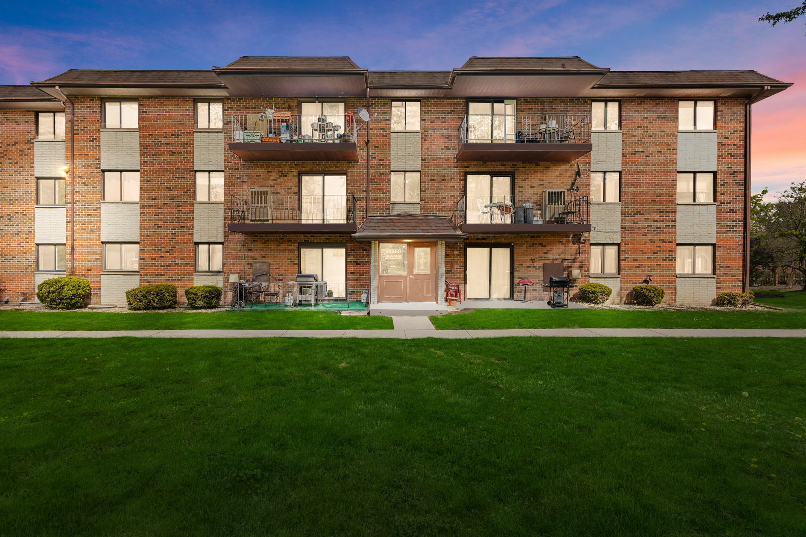 14969 Willowcrest Court 21  Midlothian IL 60445 photo