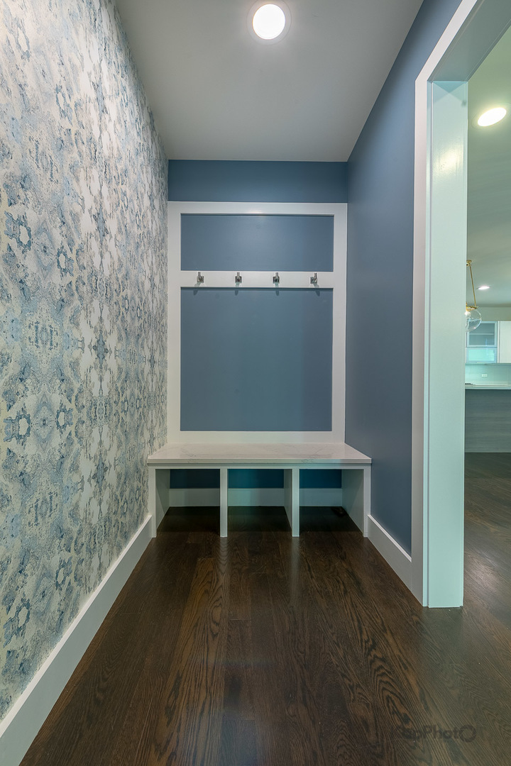 Property Photo: 1146 W Hubbard Street 1E IL 60642