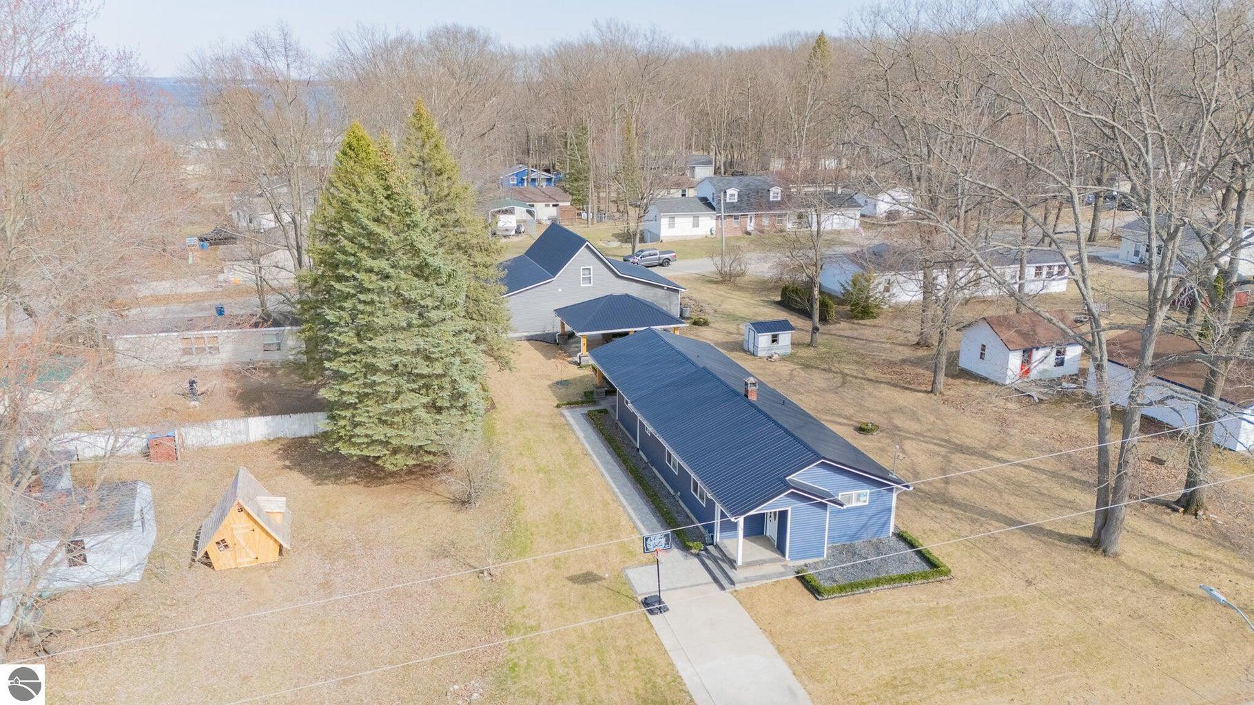 Property Photo: 119 Desoto Avenue And 206 Joliet Avenue MI 48629