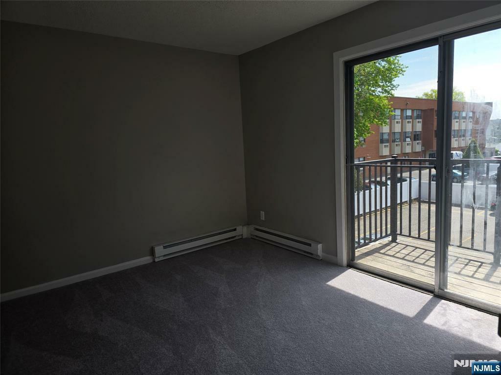 Property Photo: 322 Park Street 7 NJ 07601