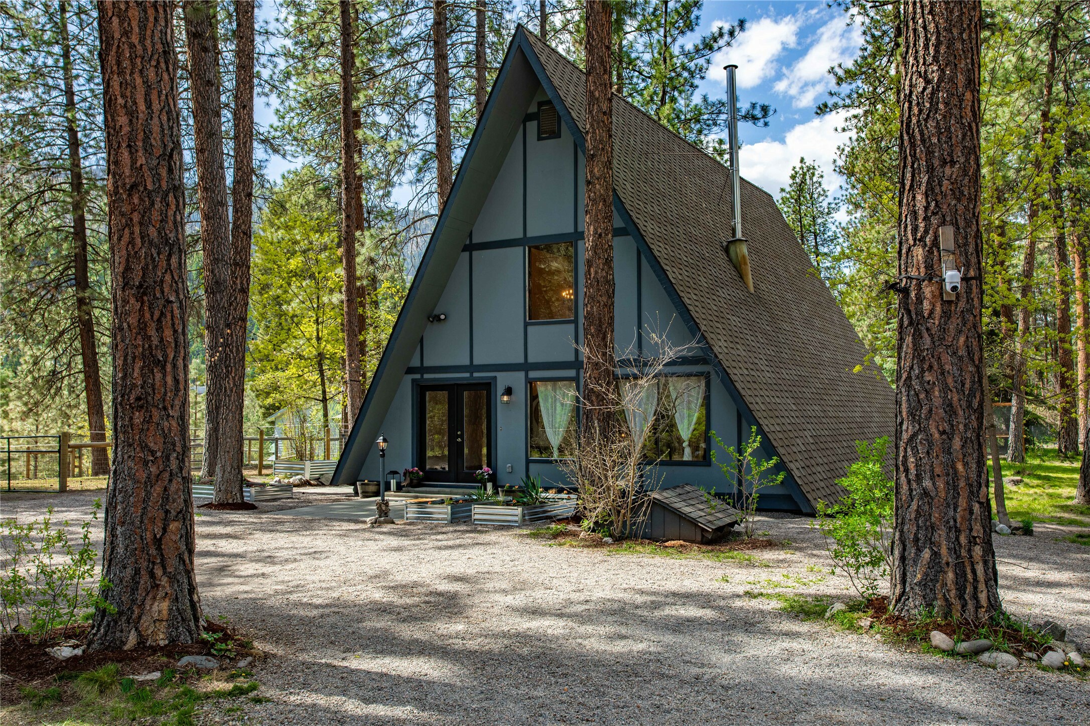 Property Photo: 1320 Riverbend Road MT 59872