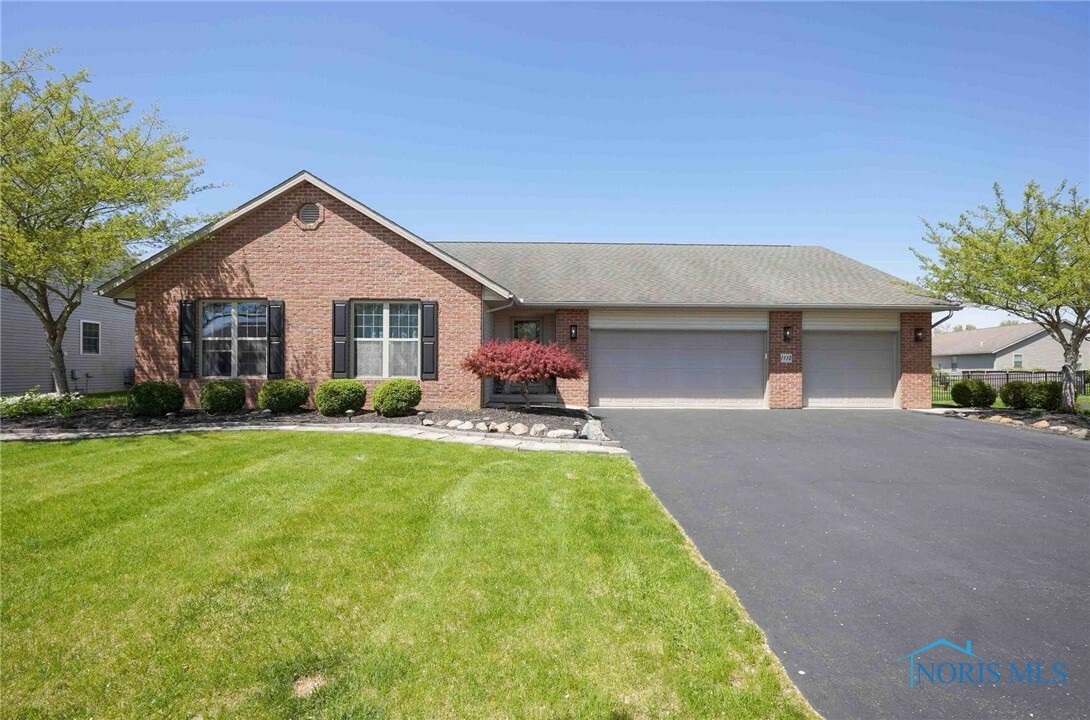 1110 Homestead Drive  Findlay OH 45840 photo