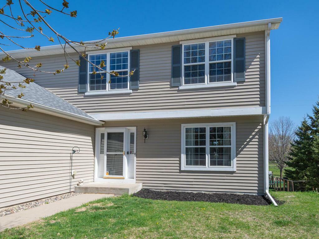 Property Photo: 810 Gilfillan Avenue MN 55315