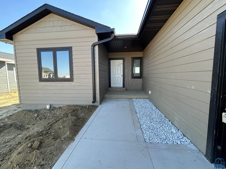 Property Photo: 708 17th St SE IA 51041