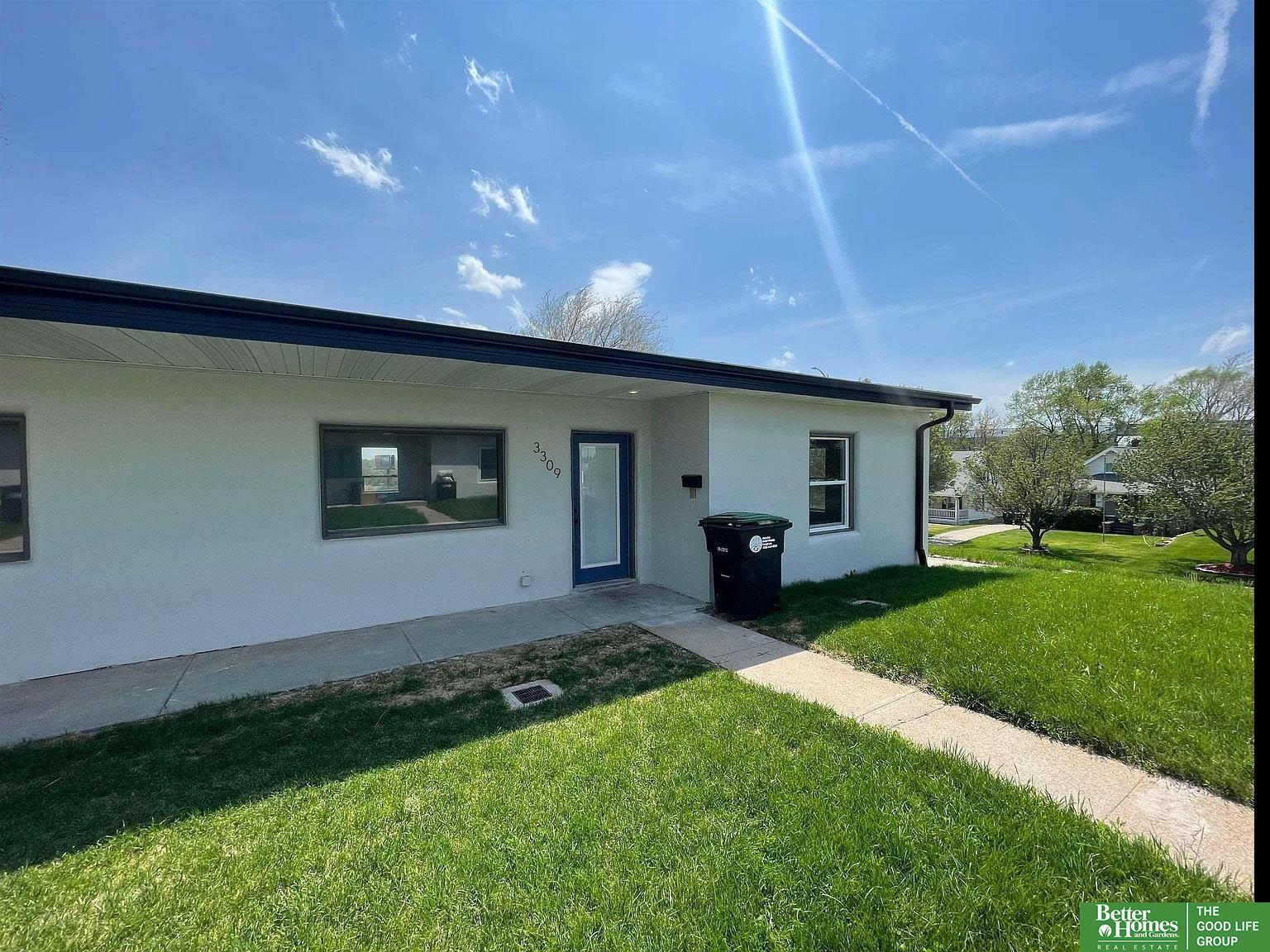 Property Photo:  3309 S 32 Avenue  NE 68105 