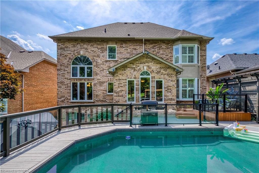 16 Sweetman Drive  Dundas ON L9H 7N6 photo