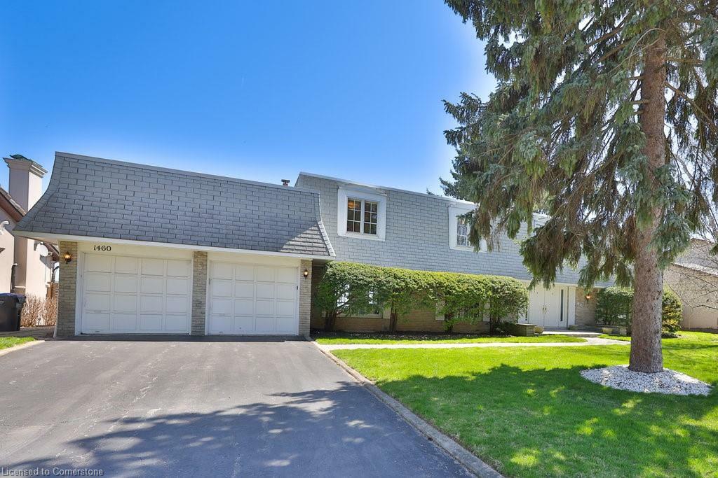 Property Photo: 1460 Watersedge Road ON L5J 1A4