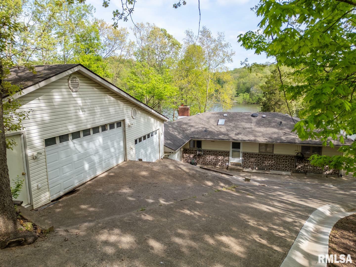 Property Photo: 2581 S Lakeshore Drive IL 62939